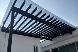 COLVENTANA-PERGOLA-CUBIERTA-VIDRIO-ALUMINIO-1