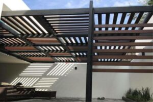 COLVENTANA-PERGOLA-CUBIERTA-VIDRIO-POLICARBONATO-MADERA